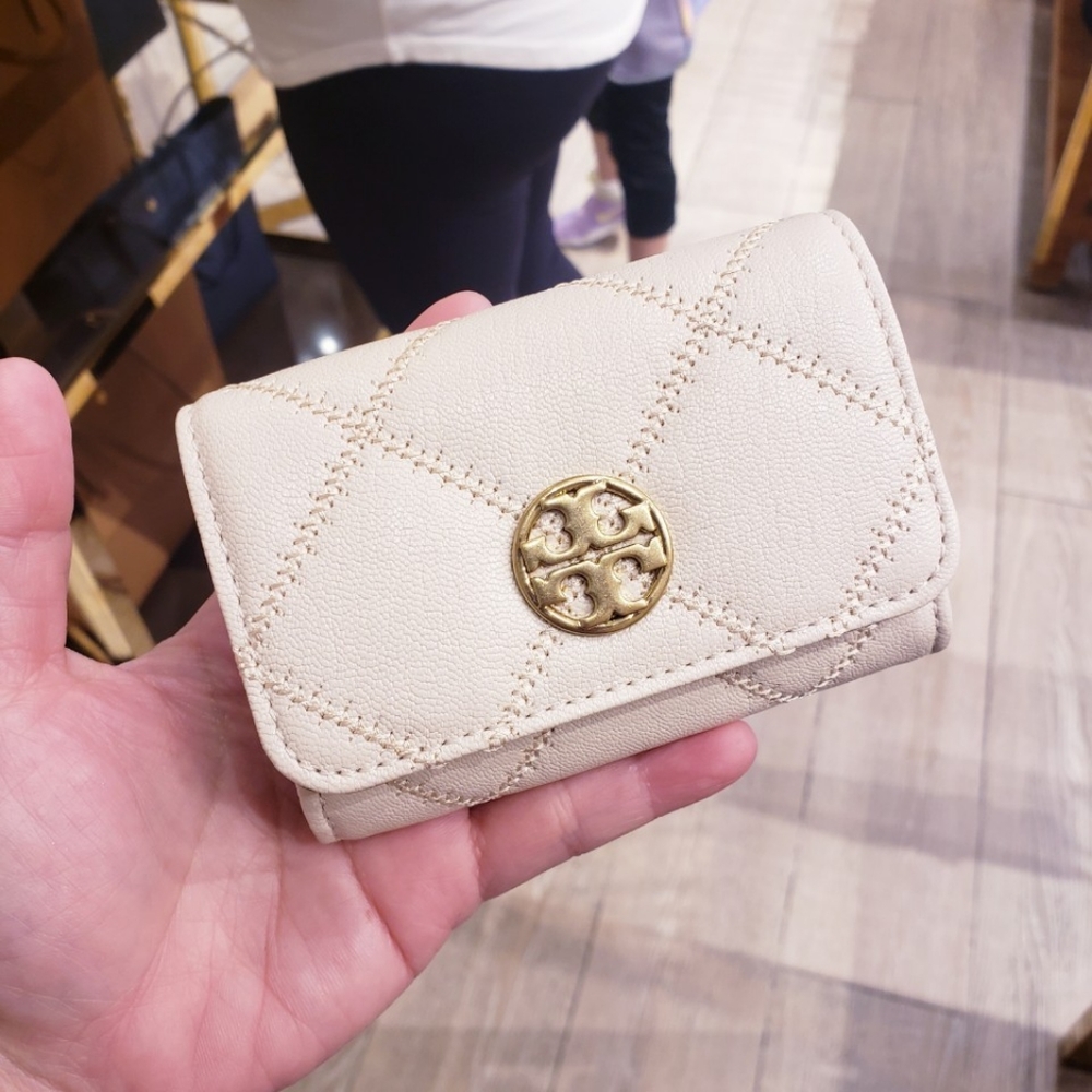 NWT!!! TORYBURCH WILLA CARD CASE